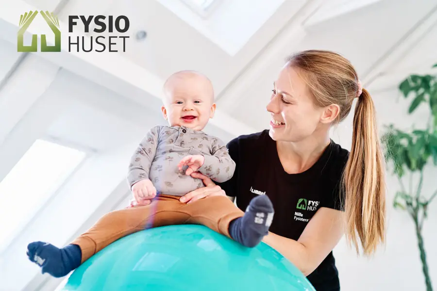 Behandling af babyer i FysioHuset Randers af Fysioterapeut og osteopat